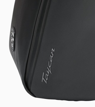 PLECAK PORSCHE TAYCAN – STYL I FUNKCJONALNOSC.