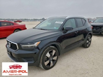 Volvo XC40 Crossover 2.0 T5 247KM 2019 Volvo XC 40 2019 VOLVO XC40 T5 MOMENTUM 2.0 Benzyna 248KM