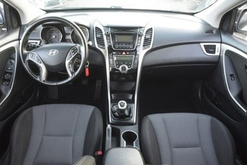 Hyundai i30 II Hatchback 5d 1.4 MPI 100KM 2012 Hyundai i30 1.4 MPI Benzyna gwarancja przebiegu, zdjęcie 16