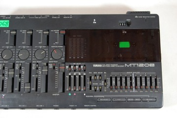 МНОГОТРЕКОВЫЙ КАССЕТНЫЙ РЕКОРДЕР YAMAHA MT-120S