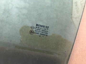 LEVÝ PŘEDNÍ SKLO (OKNO) BOČNÍ DVEŘE RENAULT MEGANE II 3D 02-05