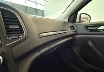 Renault Megane IV GrandCoupe Facelifting 1.3 TCe 140KM 2025 Renault Megane GrandCoupe kolor Bialy 2025 OD REKI 1.3 Benzyna, zdjęcie 25