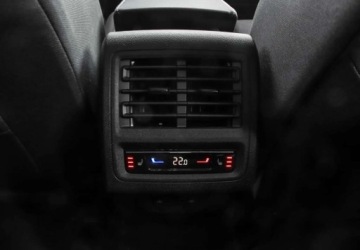 Volkswagen Golf VIII Variant 1.5 eTSI 130KM 2024 Volkswagen Golf 1.5eTSI 130KM DSG, Style, Martwe pole, Pakiet Zimowy, App, zdjęcie 14