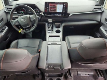 Toyota Sienna III 2021 Toyota Sienna XSE 2021 2.5 Benzyna 245KM, zdjęcie 8