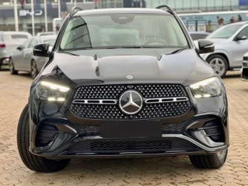 Mercedes GLE V167 SUV Facelifting 2.0 300d 269KM 2026 MERCEDES-BENZ GLE 300 d 4-Matic AMG Line 2.0 (269KM) 2026, zdjęcie 1