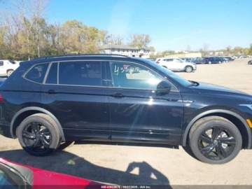 Volkswagen Tiguan III 2024 Volkswagen Tiguan Se R-Line, 2024r., 4x4, 2.0L 2.0 Benzyna 184KM, zdjęcie 4