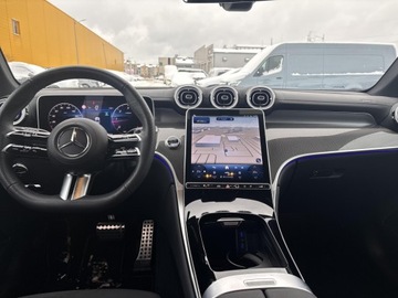 Mercedes GLC C254/X254 Coupe 2.0 200 204KM 2025 Mercedes-Benz GLC 200 Gwarancja/ AMG Line/ Apple C, zdjęcie 16