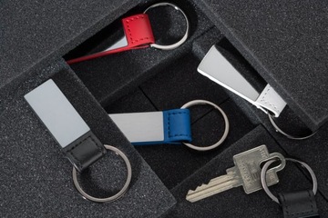 JUNG Брелок Черный