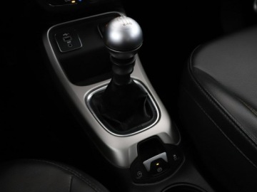 Jeep Compass II SUV 1.6 MJD 120KM 2019 Jeep Compass pdc navi kamera manual el fotele, zdjęcie 27