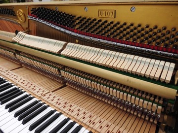 ПИАНИНО КОРЕЯ*** YOUNG CHANG U109*** ГЛЯНЦЕВЫЙ ЧЕРНЫЙ