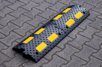 РЕЗИНОВЫЙ РАЗВЕРТ, ПОРОГ СКОРОСТИ ЗАЩИТНОГО ТРОСА