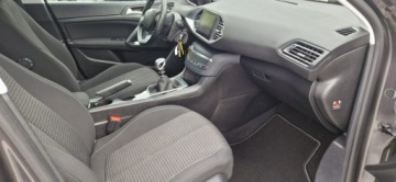 Peugeot 308 II SW Facelifting 1.5 BlueHDI 102KM 2019 Peugeot 308 SW Super Stan 1.5 BlueHDi, zdjęcie 32