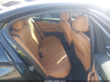BMW Seria 5 G90-91 2023 BMW Seria 5 540i 2023 3.0l 3.0 Benzyna 335KM, zdjęcie 12
