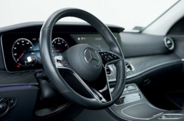 Mercedes Klasa E W213 Limuzyna Facelifting 2.0 E220d 194KM 2021 Mercedes-Benz Klasa E E 300 de Exclusive Salon Polska Autotrade Mercede, zdjęcie 19