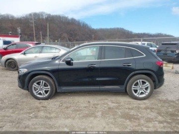 Mercedes GLA II 2021 Mercedes-Benz GLA 2021 r., 2,0L 250 4MATIC 2.0 Benzyna 221KM, zdjęcie 14