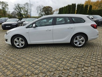Opel Astra J Sports Tourer 1.4 Turbo ECOTEC 140KM 2012 Opel Astra 1,4 benzyna 140KM zarejestrowany, zdjęcie 17