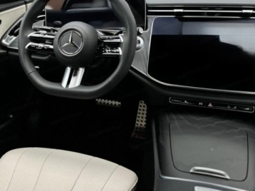 Mercedes Klasa E W214 Sedan 2.0 220d 197KM 2026 E Klasa 220 d 4-Matic AMG 2.0 (197KM) 2026, zdjęcie 8