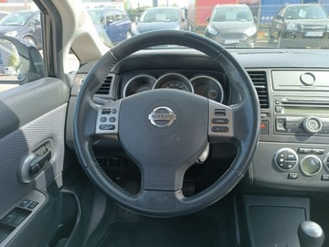 Nissan Tiida Hatchback 1.8 i 125KM 2009 Nissan Tiida 1.8 Benzyna 126KM 6 Biegów, zdjęcie 9