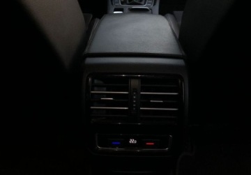 Volkswagen Passat B8 Limousine 1.8 TSI BlueMotion Technology 180KM 2017 Volkswagen Passat Passat 1.8 TSI Highline DSG Vat Marza Salon PL Naw, zdjęcie 22