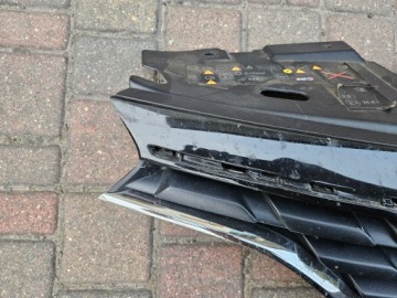 Решетка Рено Каджар Лифт 15-18