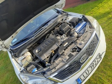 Kia Ceed I Hatchback 5d Facelifting 1.6 CRDi WGT 90KM 2011 KIA CEE'D (ED) 1.6 CRDi 90 KM, zdjęcie 8