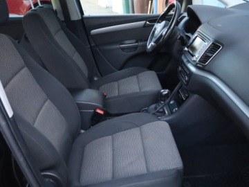 Volkswagen Sharan II Van 2.0 TSI 200KM 2011 VW Sharan 2.0 TSI, DSG, Navi, Xenon, Bi-Xenon, zdjęcie 8
