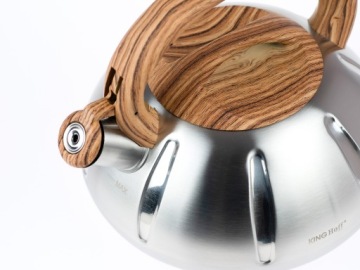 KINGHOFF ЧАЙНИК СО СВИСТОКОМ 3,0 л KH-3291