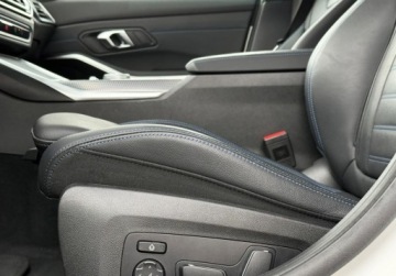 BMW Seria 3 G20-G21 Limuzyna 2.0 320i 184KM 2024 BMW Seria 3 I wlasciciel M Pakiet Led Gwarancja Bezwypadkowy FVAT23, zdjęcie 27