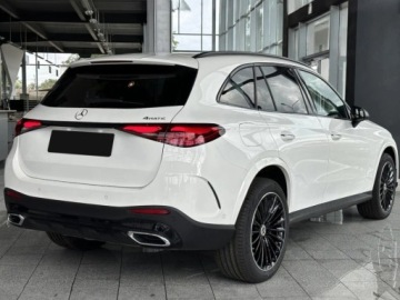 Mercedes GLC C254/X254 SUV 2.0 200d 163KM 2026 MERCEDES-BENZ GLC 200 d 4-Matic AMG Line 2.0 (163KM) 2026, zdjęcie 3
