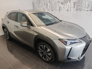 Lexus UX Crossover Facelifting 2.0 300h 199KM 2025 Od ręki - 300h Business 2.0 Hybrid Dynamic Force 199KM | Podgrzewane fotele, zdjęcie 2