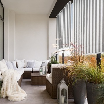 Вертикальная балкона терраса маркиз