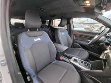 Dacia Duster III 1.6 Hybrid 140KM 2025 Od ręki - Journey 1.6 Full Hybrid 140KM / Pakiet Parking, Zimowy, zdjęcie 4