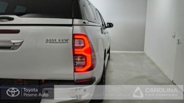 Toyota Hilux VIII Podwójna kabina Facelifting 2.8 D-4D 204KM 2021 Toyota Hilux 2.8 D-4D Double Cab SR5 4x4 2.8 D-4D, zdjęcie 18