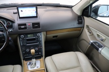 Volvo XC90 I 2.4 D5 185KM 2007 Volvo XC90 D5, 182 KM, 4X4, Automat, 7 miejsc, zdjęcie 6