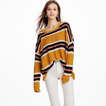 Elegancki Sweter Z Odkrytymi Ramionami W Jednolitym Kolorze Casualowy Styl