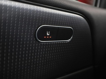 Mercedes Klasa B W247 Sports Tourer 1.3 B180  136KM 2019 Mercedes B 180 Automat, Kamera, Navi, Aut.klima,, zdjęcie 36