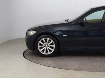 BMW Seria 3 E90-91-92-93 2008 BMW 3 318 d, Klima, Klimatronic, Tempomat, zdjęcie 14