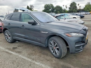 Jaguar F-Pace 2017 Jaguar F-Pace Prestige 2017 3.0 Diesel 180KM, zdjęcie 4
