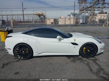 Ferrari California 2013 Ferrari California 2013 4.3l 4.3 Benzyna 483KM, zdjęcie 6
