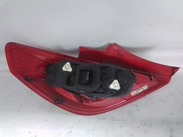 8706 OPEL CORSA D 3D SVĚTLO PRAVÝ ZADNÍ 13211841