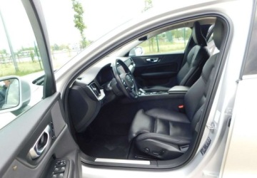 Volvo V60 II  2022 Volvo V60 z Gwarancja Skora Fotele Sporty Podgrzewane Kamera 2.0 Diesel, zdjęcie 13