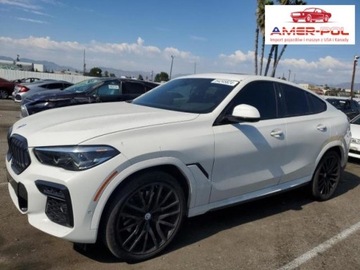 BMW X6 G06 2023 BMW X6 2023, 3.0L, 4x4, porysowany lakier 3.0 Benzyna 335KM