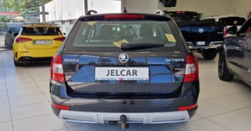 Skoda Octavia III Scout 2.0 TDI 184KM 2016 Skoda Octavia 2.0 TDI 184KM Scout DSG 4x4 Panoramadach 2.0 Diesel 184KM, zdjęcie 8