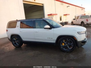  Inny Inny 2023 Rivian R1S Adventure Quad-Motor Large Pack Elektryczny 835KM, zdjęcie 12