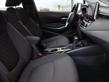 Toyota Corolla XII Sedan 1.5 VVT-i 125KM 2022 Toyota Corolla 1.5 VVT-i, Salon Polska, zdjęcie 8