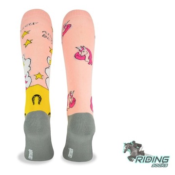 SJBW катается на носках по колено – единороги с булавками