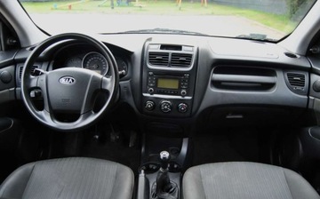 Kia Sportage II 2.0 i 16V 142KM 2009 Kia Sportage 2009r, 2.0 BenzynaLPG, 2 Komplety opon, Od 11 lat u 1 wlascic, zdjęcie 8