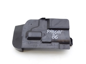 VW PASSAT B6 @ OSŁONA SILNICZKA SZYBY 3C2955275