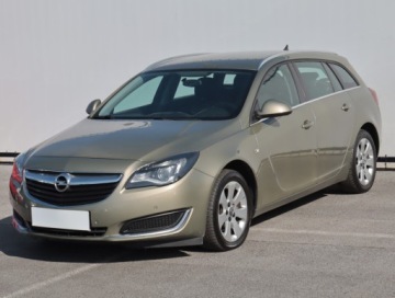 Opel Insignia I Sports Tourer Facelifting 1.4 Turbo ECOTEC LPG 140KM 2016 Opel Insignia 1.4 Turbo, Navi, Klima, Klimatronic, zdjęcie 1