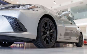 Lexus ES VII (XV70) Sedan Facelifting 300h 218KM 2023 Lexus ES 300h F Sport Dign 2.5 Hybryda 218KM, zdjęcie 16